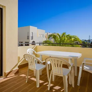 quinta-dos-arcos-2br-w-ac-pool-by-lovelystay.hotelaalgarve.com/